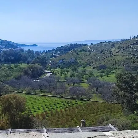 Apartment With Amazing Sunset View And Vourkari Bay Otzias